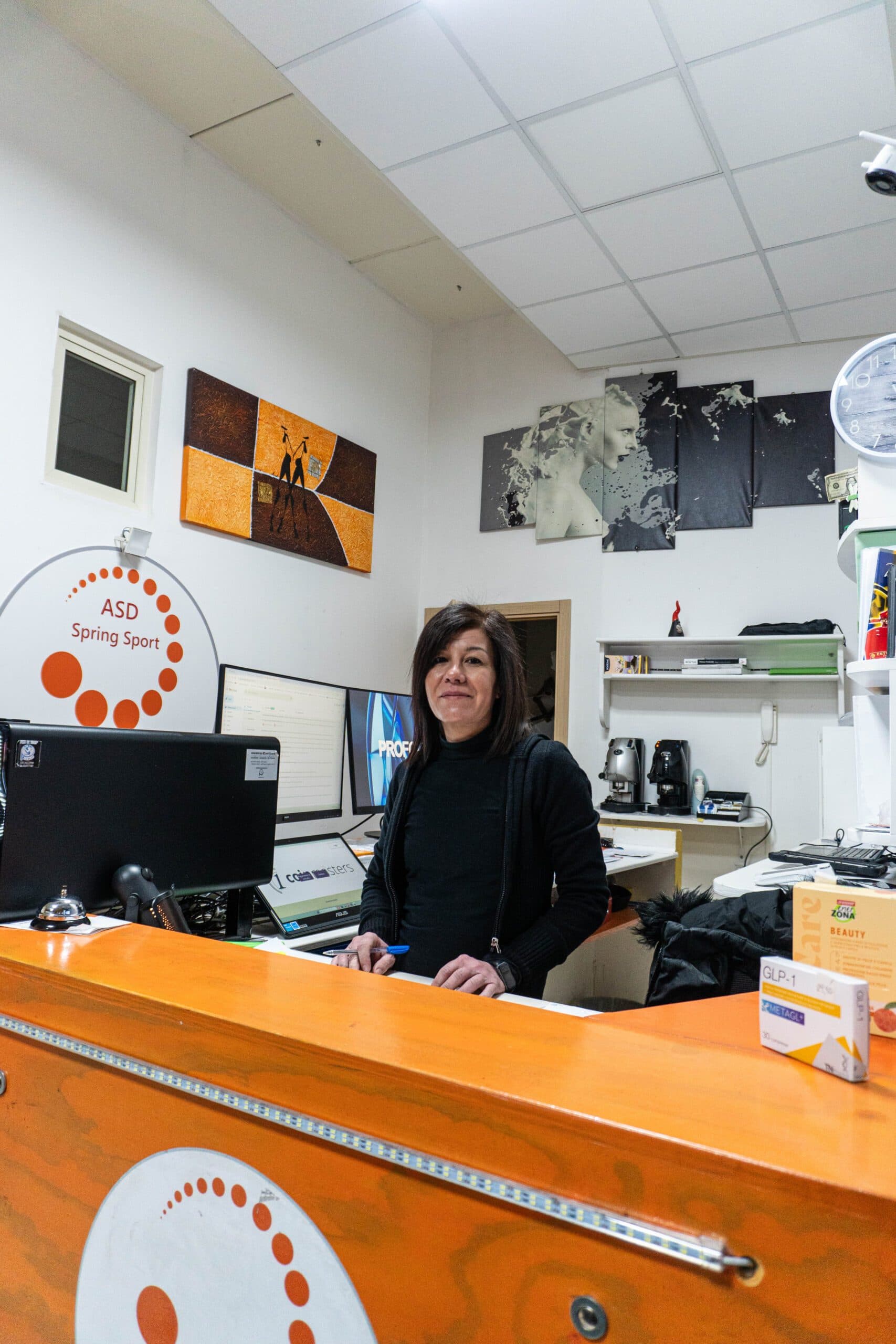 Dora — Receptionist di SSD New Infinity
